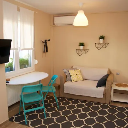 شقة Super Cute & Cozy Mini In City Center سالونيك