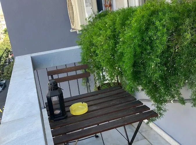 Super Cute & Cozy Mini In City Center Thessaloniki